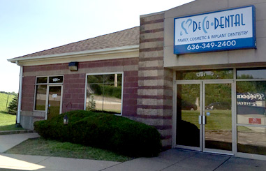 Exterior photo of Deco Dental office